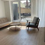 Zentrales Studio-appartment Mit Terrasse Апартаменты